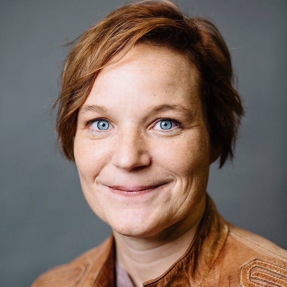 Meet your Posher, Heather - Picture 1 of 1